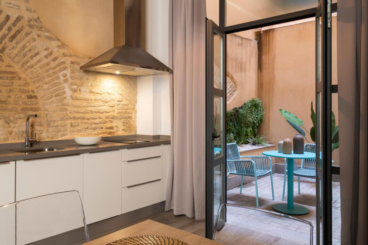 Suites Maestranza - Herreria By Magno Apartments Sewilla Zewnętrze zdjęcie