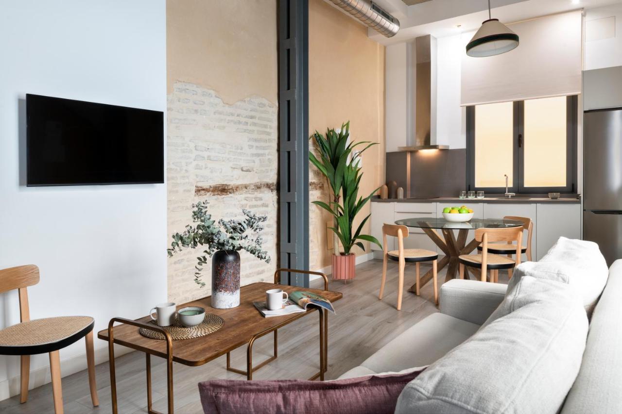 Suites Maestranza - Herreria By Magno Apartments Sewilla Zewnętrze zdjęcie